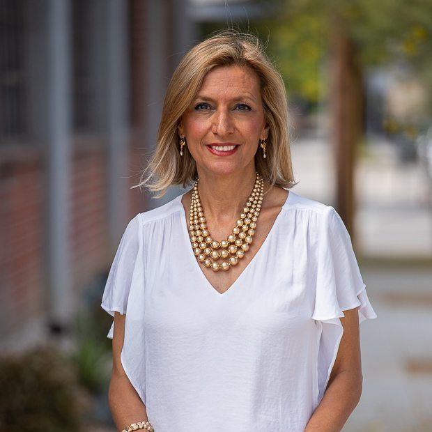 <em><strong>Camila Pereira</strong></em>